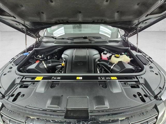 Certified 2025 Land Rover Range Rover Long Wheelbase SE AWD/4WD image 27
