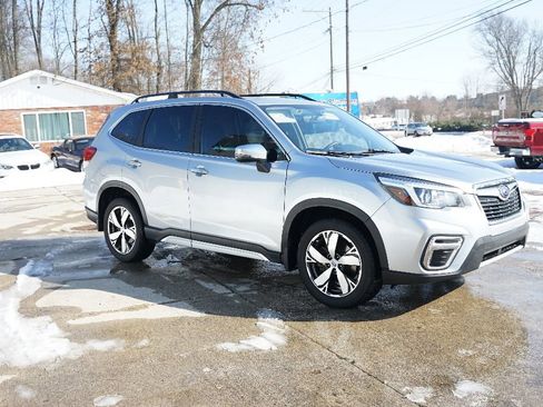 Used 2019 Subaru Forester Touring w/ Popular Package #3 image 3