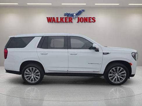 Used 2021 GMC Yukon Denali w/ Advanced Technology Package RWD image 7