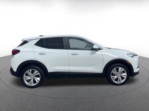 Used 2025 Buick Encore GX Preferred FWD image 16