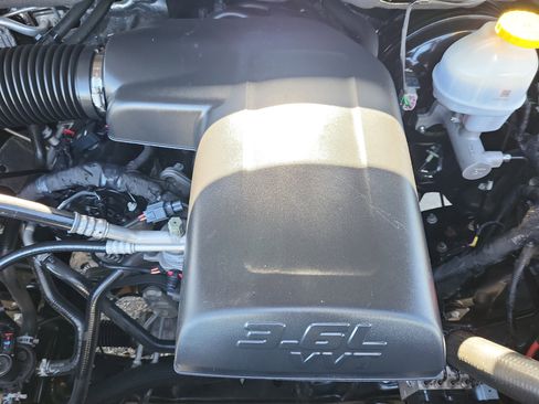 Used 2023 RAM 1500 Classic SLT w/ Trailer & Traction Group image 29