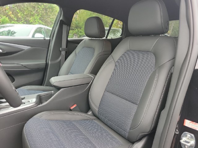 New 2026 Buick Envista Sport Touring w/ Convenience I Package FWD image 13