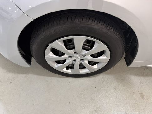 Used 2026 Toyota Corolla LE FWD image 11