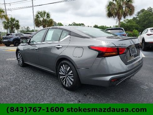 Used 2023 Nissan Altima 2.5 SV FWD image 10
