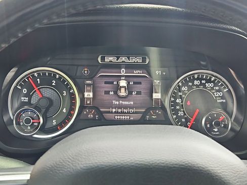 Used 2020 RAM 2500 Laramie w/ Night Edition AWD/4WD image 21