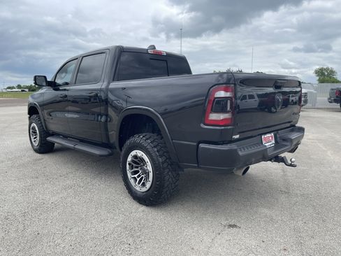 Used 2022 RAM 1500 Big Horn AWD/4WD image 6