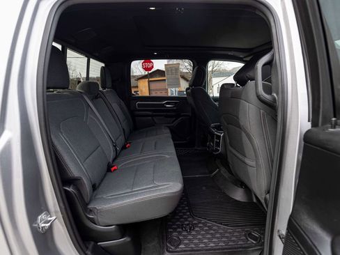 Used 2021 RAM 1500 Big Horn image 28