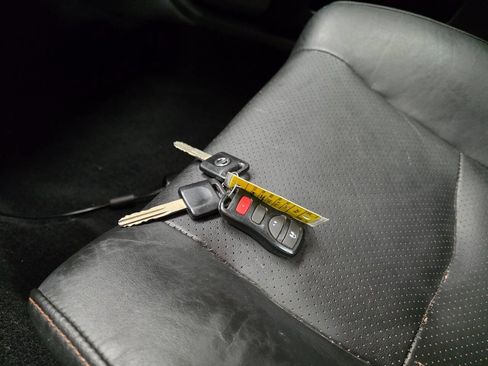 Used 2005 Nissan 350Z Grand Touring image 23