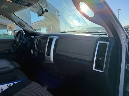 Used 2012 RAM 1500 Big Horn image 41