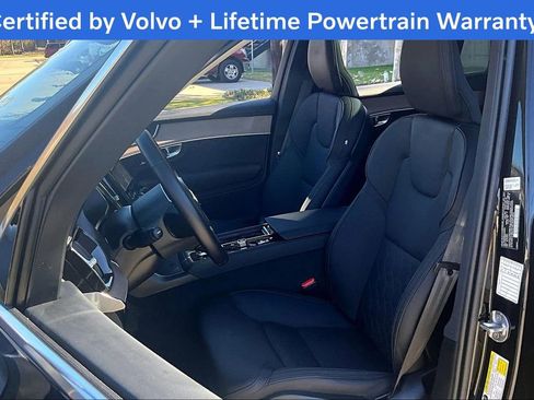 Used 2025 Volvo XC90 B6 Plus AWD/4WD image 34