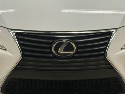 Used 2014 Lexus IS 350 w/ Navigation Package RWD image 5