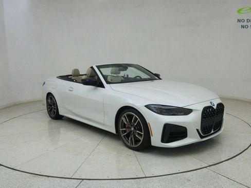 Used 2024 BMW M440i Convertible w/ Premium Package RWD image 68