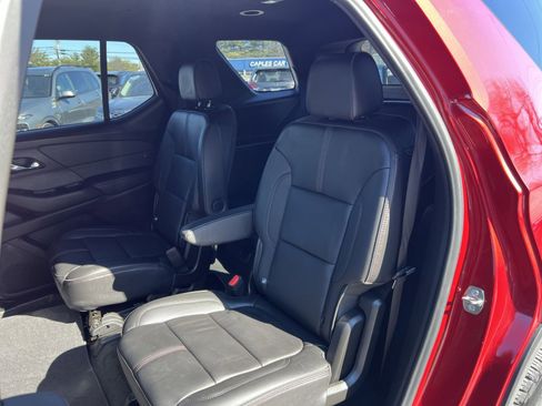 Used 2023 Chevrolet Traverse RS w/ LPO, Cargo Package image 24