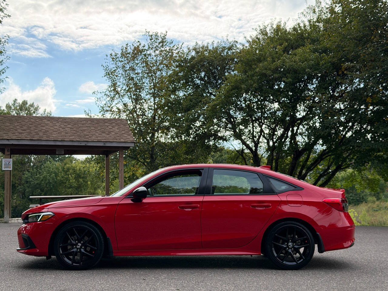 Used 2024 Honda Civic Sport image 2