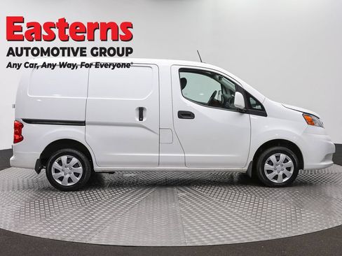 Used 2020 Nissan NV200 SV w/ Back Door Glass Package FWD image 4