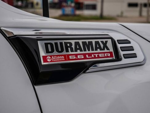 Used 2024 GMC Sierra 2500 SLE w/ SLE Convenience Package AWD/4WD image 12