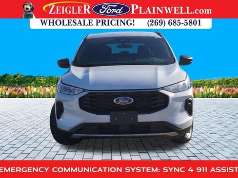 Used 2025 Ford Escape ST-Line image 8