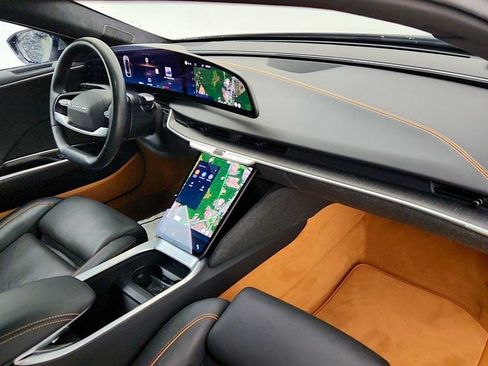 Used 2024 Lucid Air Touring image 26