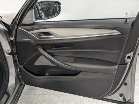 Used 2019 BMW M5 w/ Executive Package image 24