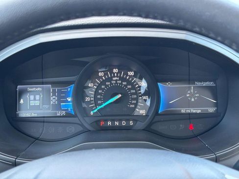 Used 2024 Ford Edge Titanium w/ Equipment Group 301A AWD/4WD image 18