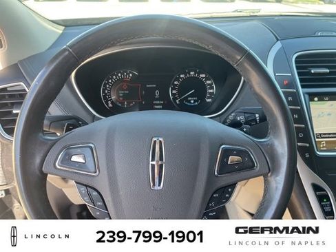 Used 2017 Lincoln MKX Select w/ Select Plus Package image 16