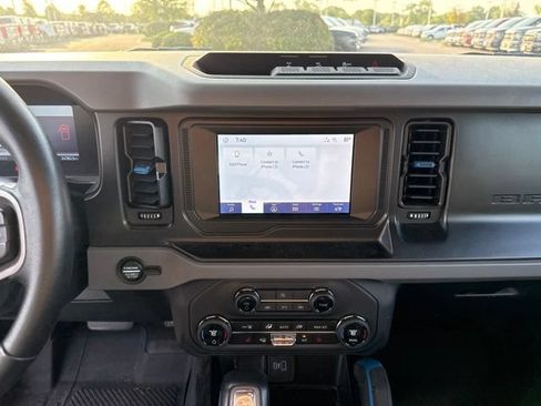 Used 2023 Ford Bronco Black Diamond AWD/4WD image 16