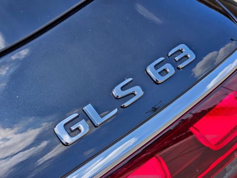Used 2024 Mercedes-Benz GLS 63 AMG 4MATIC image 30