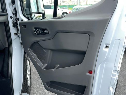 Used 2024 Ford Transit 250 Low Roof w/ Exterior Upgrade Package RWD image 17