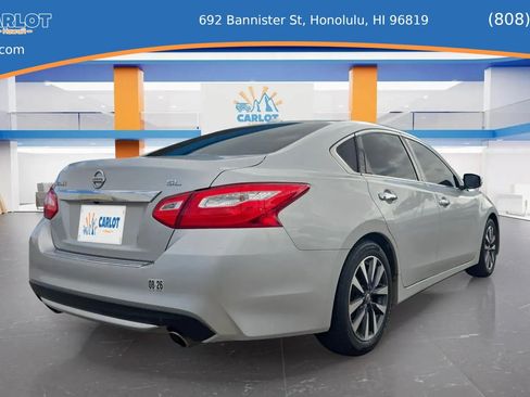 Used 2017 Nissan Altima 2.5 SL w/ 2.5 Technology Package FWD image 6