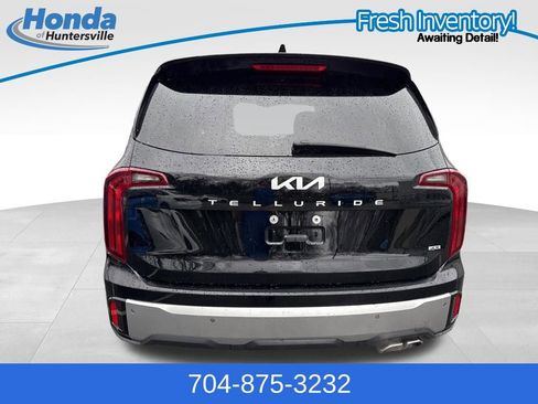 Used 2023 Kia Telluride S w/ S Sunroof Package image 7