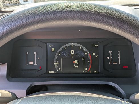 Used 2024 Toyota Tacoma SR5 AWD/4WD image 17