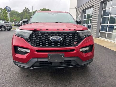 Used 2021 Ford Explorer ST w/ Equipment Group 401A AWD/4WD image 2