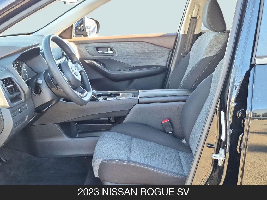 Certified 2023 Nissan Rogue SV FWD image 14