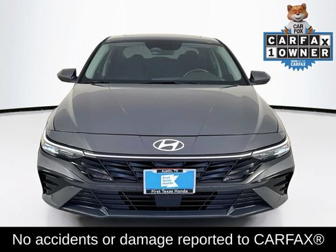 Used 2024 Hyundai Elantra SEL w/ Convenience Package FWD image 2
