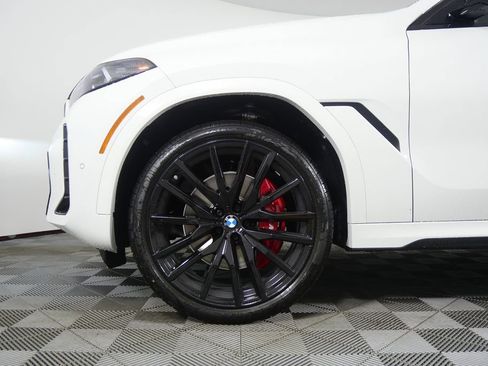 New 2026 BMW X6 xDrive40i w/ Executive Package image 7
