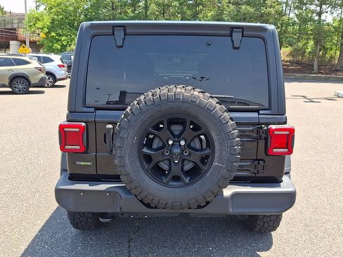 Used 2021 Jeep Wrangler Unlimited Sport AWD/4WD image 8