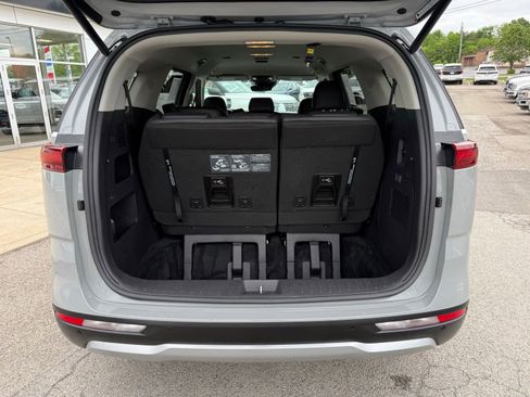 Used 2024 Kia Carnival EX FWD image 45