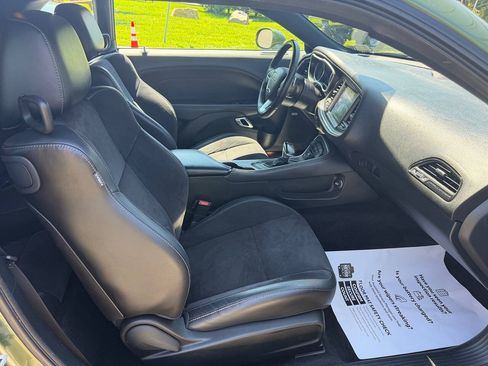Used 2018 Dodge Challenger GT w/ GT Interior Package AWD/4WD image 14