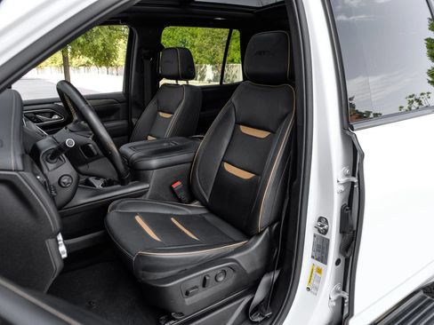 Used 2023 GMC Yukon AT4 w/ AT4 Premium Package AWD/4WD image 37