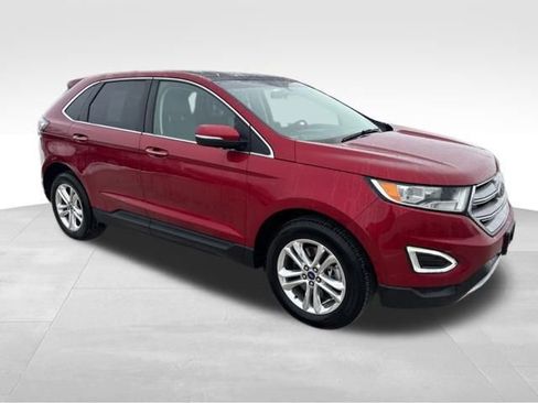 Used 2018 Ford Edge Titanium w/ Equipment Group 301A image 7