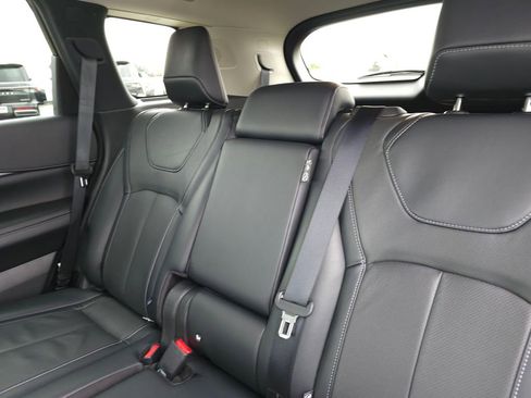 Certified 2023 INFINITI QX60 Luxe w/ Cargo Package image 16