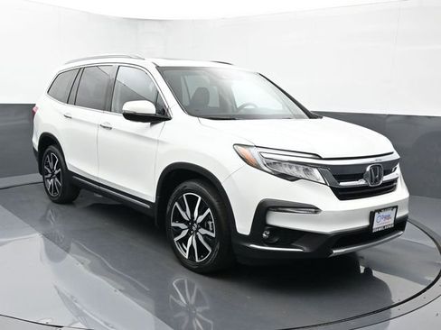 Used 2022 Honda Pilot Touring image 7