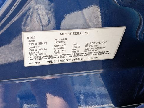 Used 2023 Tesla Model Y Long Range AWD/4WD image 33