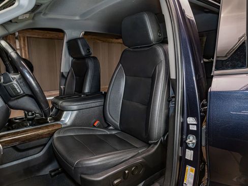 Used 2022 GMC Sierra 1500 Elevation w/ Elevation Premium Package image 21