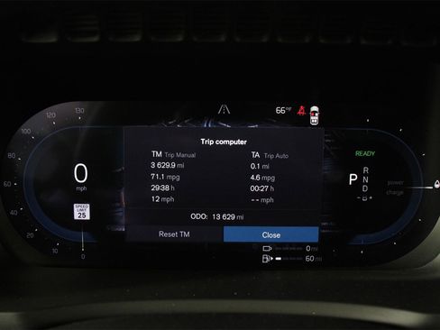 Used 2023 Volvo XC90 T8 Plus w/ Protection Package Premier image 12