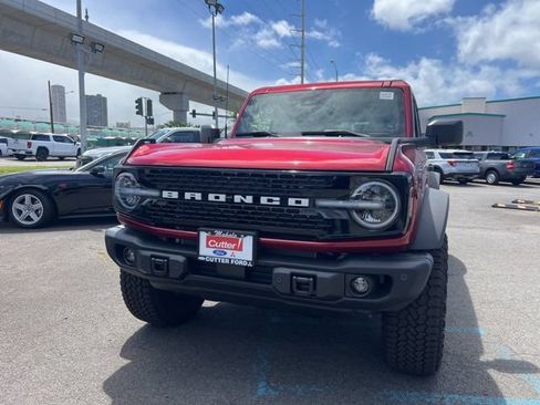 New 2026 Ford Bronco Badlands AWD/4WD image 1