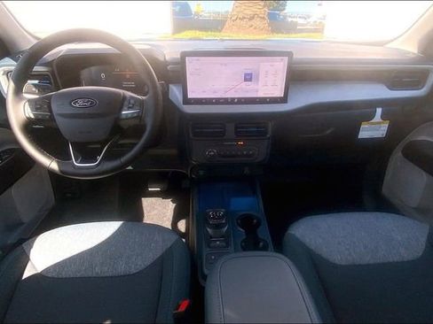 New 2026 Ford Maverick XLT FWD image 5