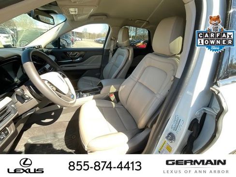 Used 2024 Lincoln Corsair FWD image 12