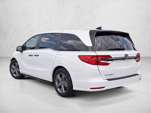 Used 2024 Honda Odyssey EX image 5