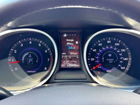 Used 2016 Hyundai Santa Fe Sport 2.0T w/ Option Group 05 FWD image 29